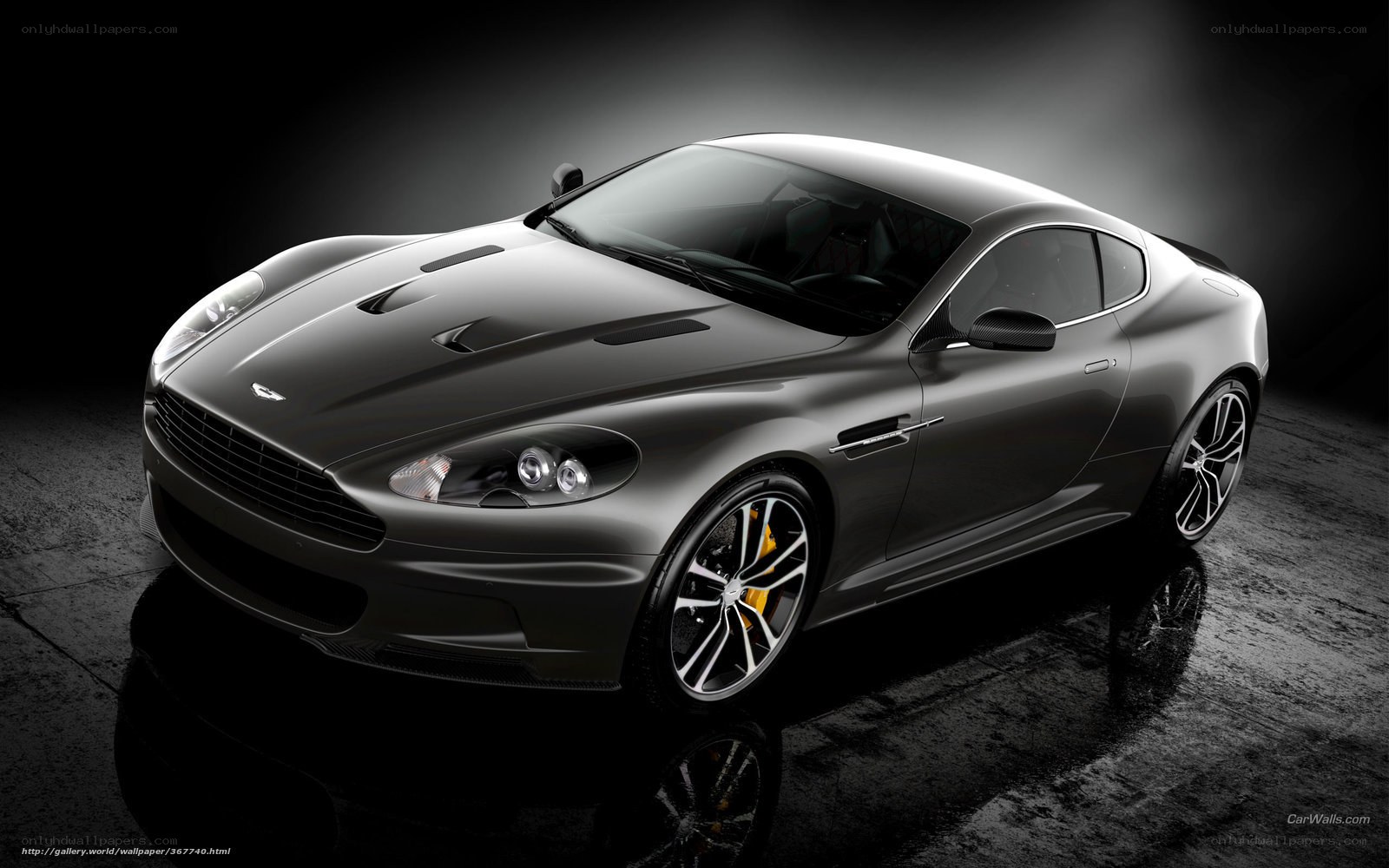 Aston Martin DBS in studio