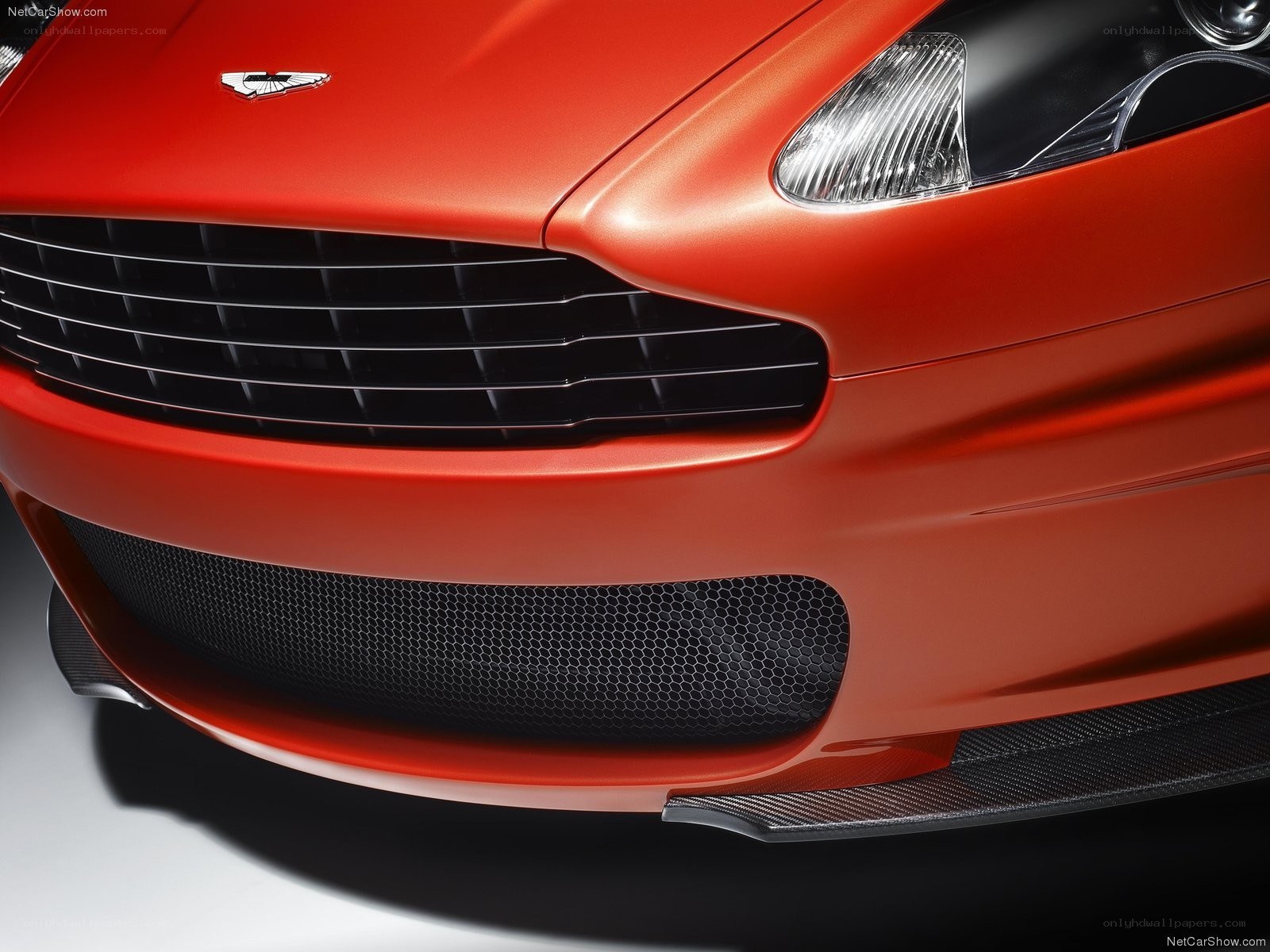 Aston Martin front grille
