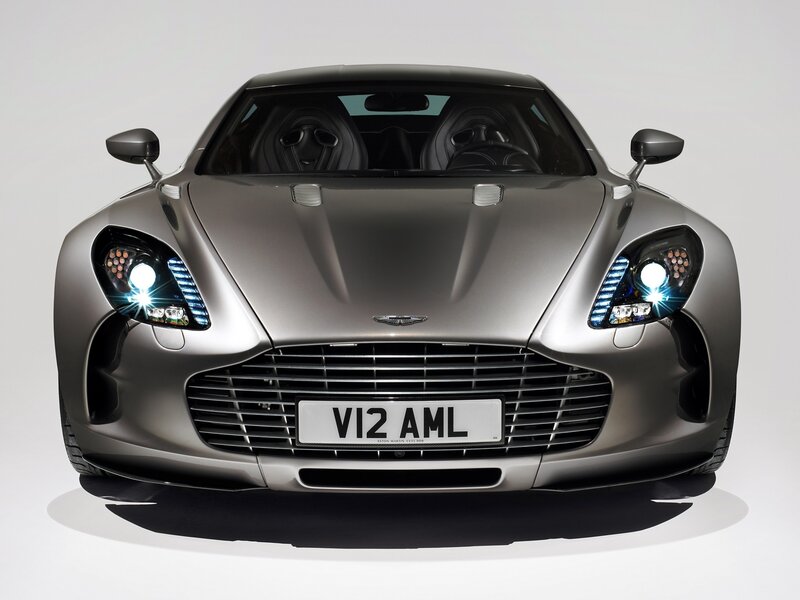 Aston Martin One-77 front view