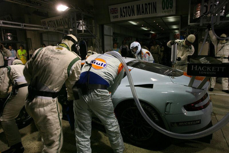 Aston Martin pit stop