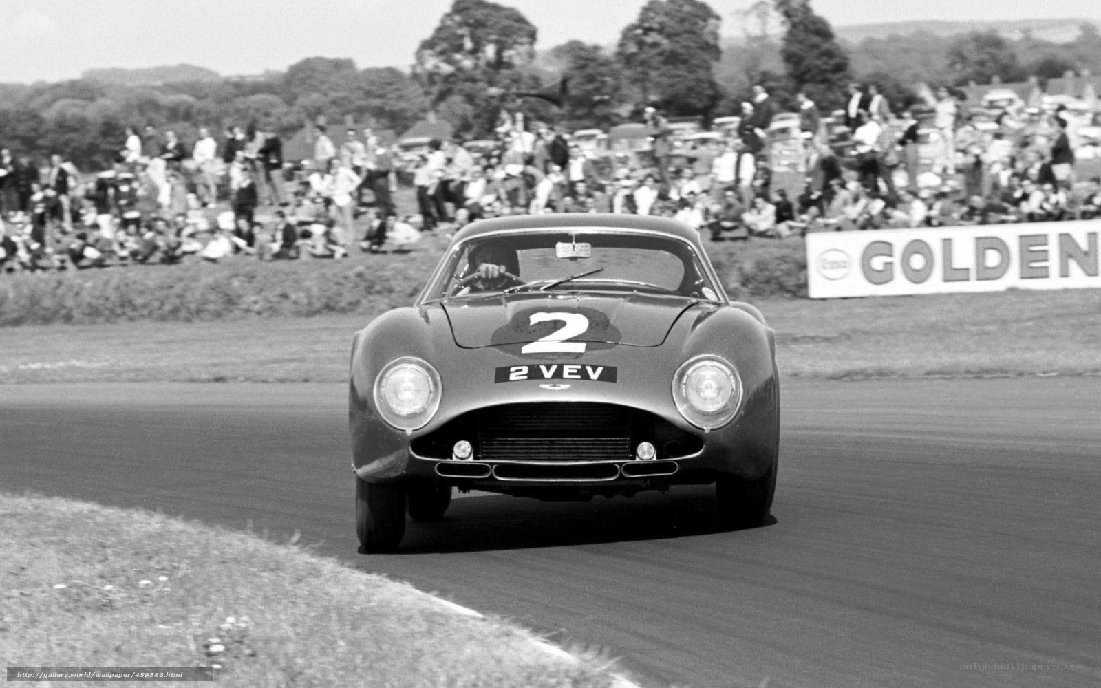Aston Martin racing at Silverstone