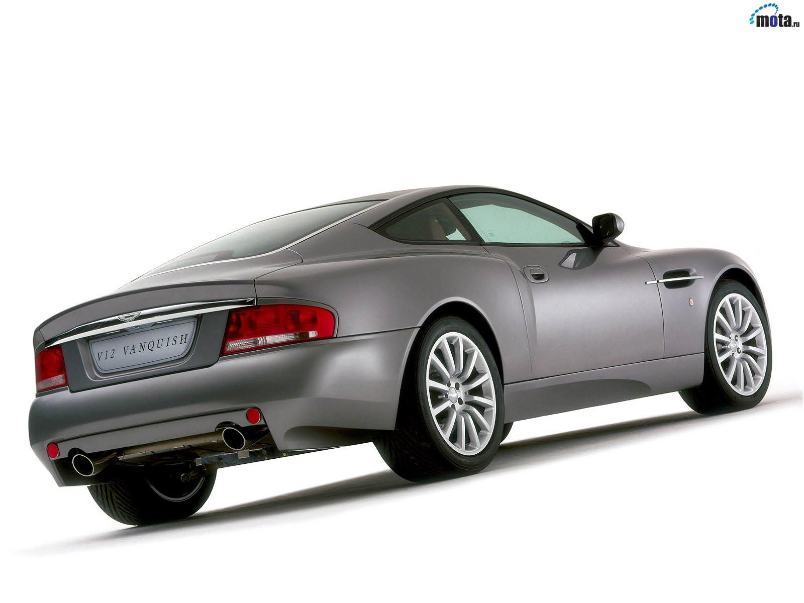 Aston Martin V12 Vanquish