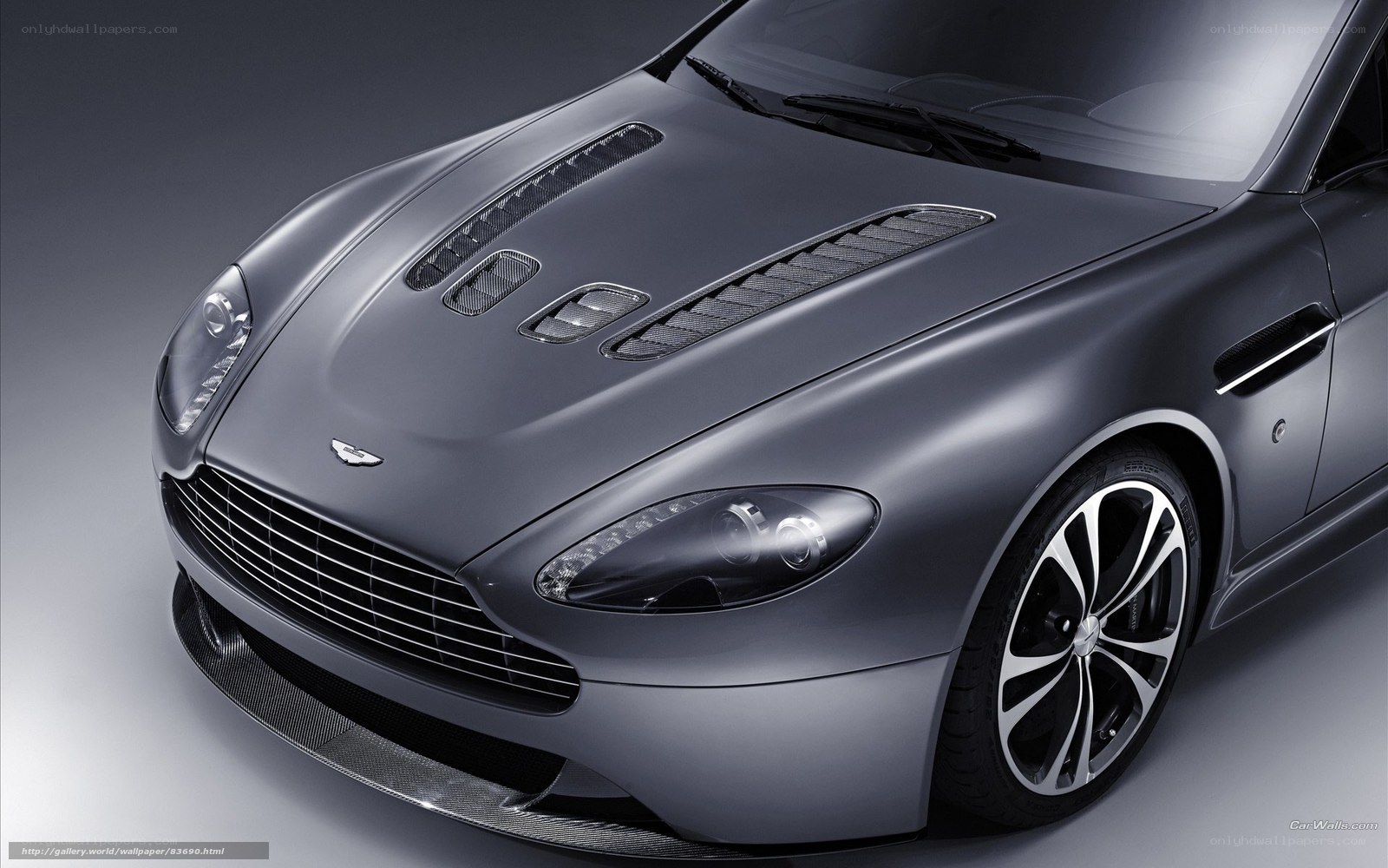Aston Martin V12 Vantage