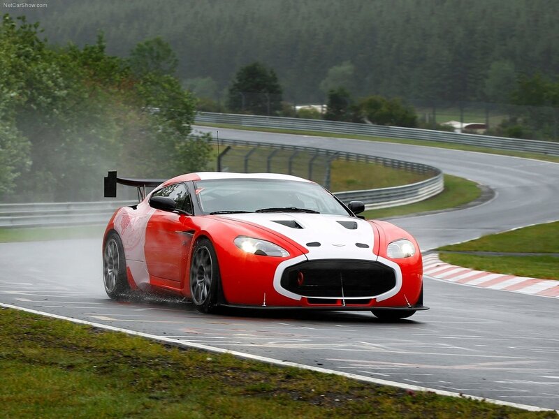 Aston Martin V12 Vantage GT3 on track