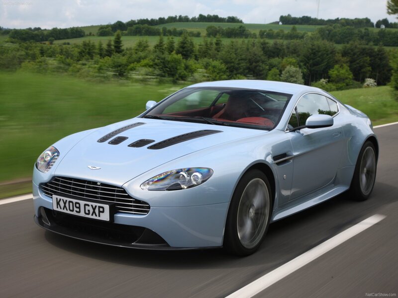 Aston Martin V12 Vantage in motion