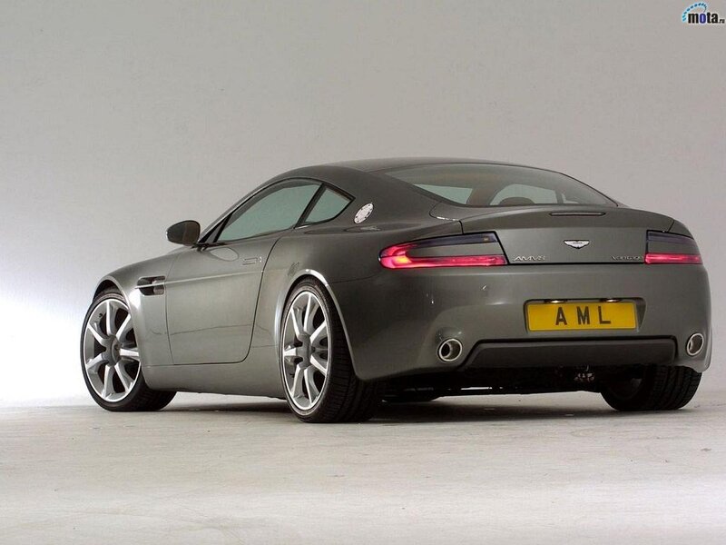 Aston Martin V8 Vantage