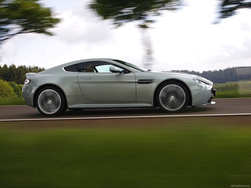 Aston Martin V8 Vantage in motion