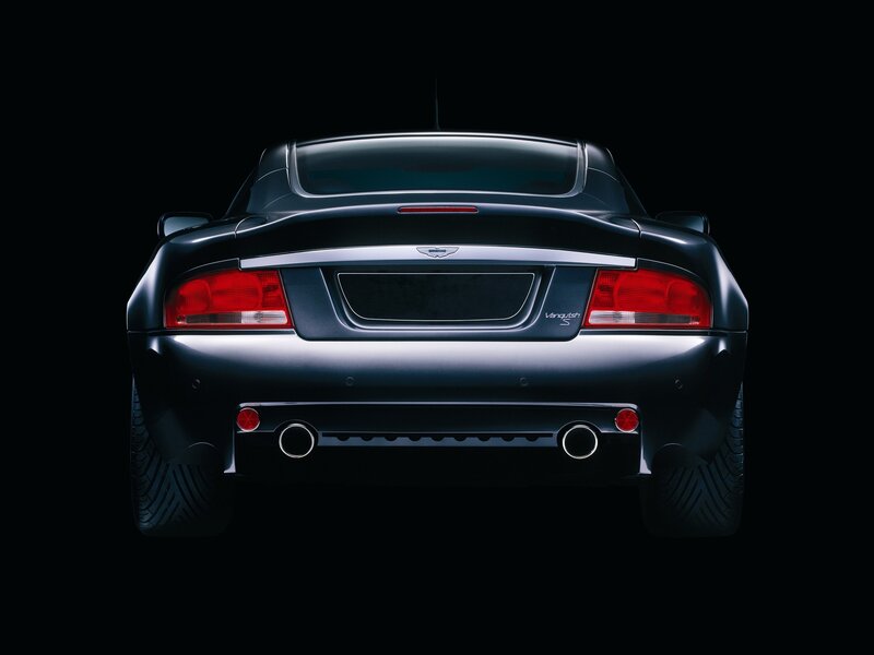 Aston Martin V8 Vantage S rear view
