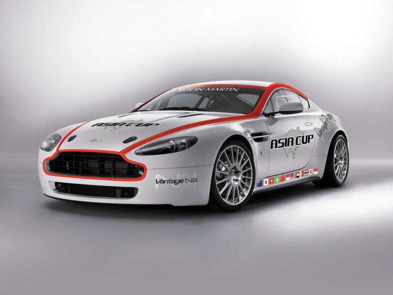 Aston Martin Vantage N24 race car