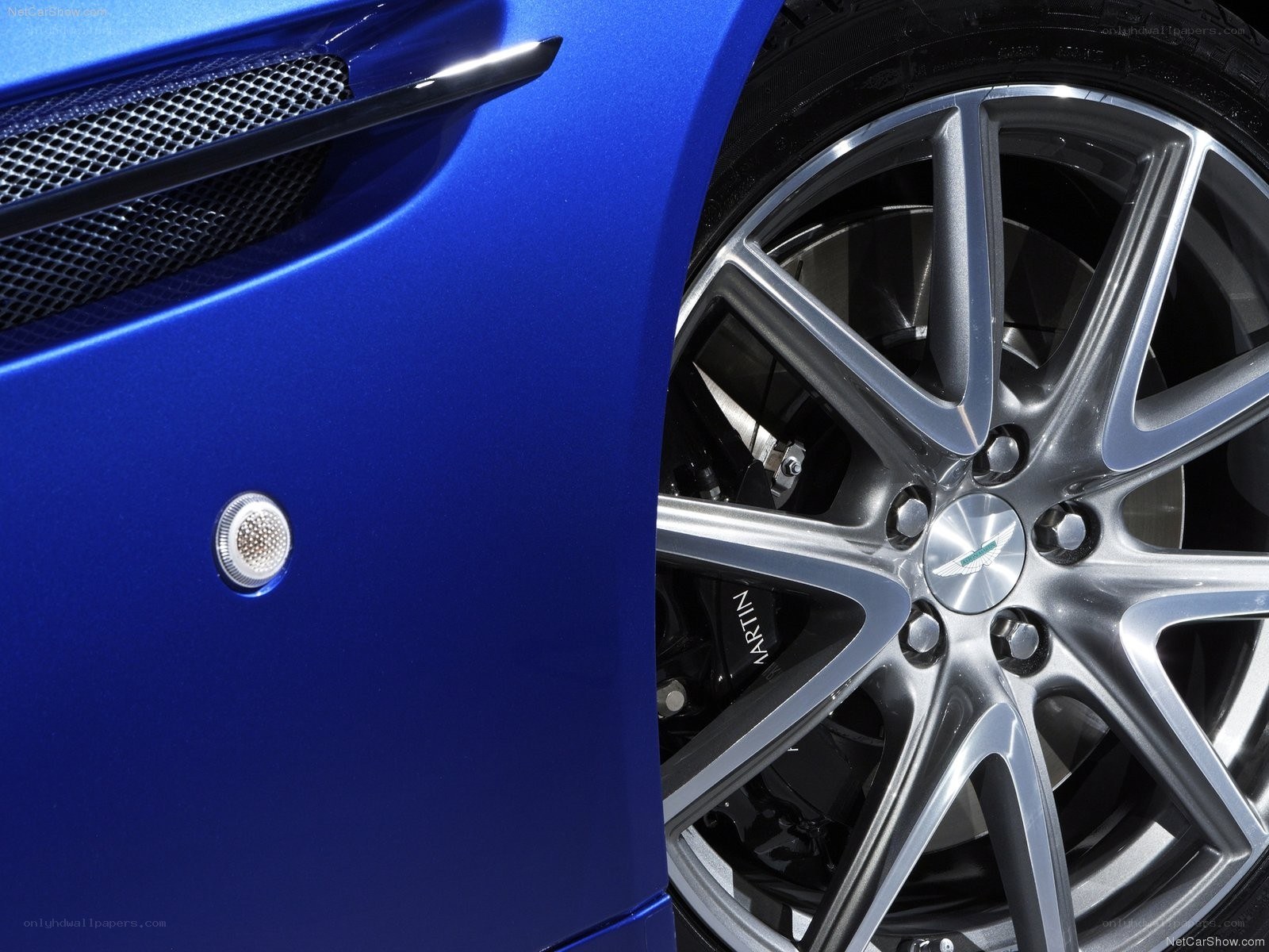 Aston Martin wheel and fender