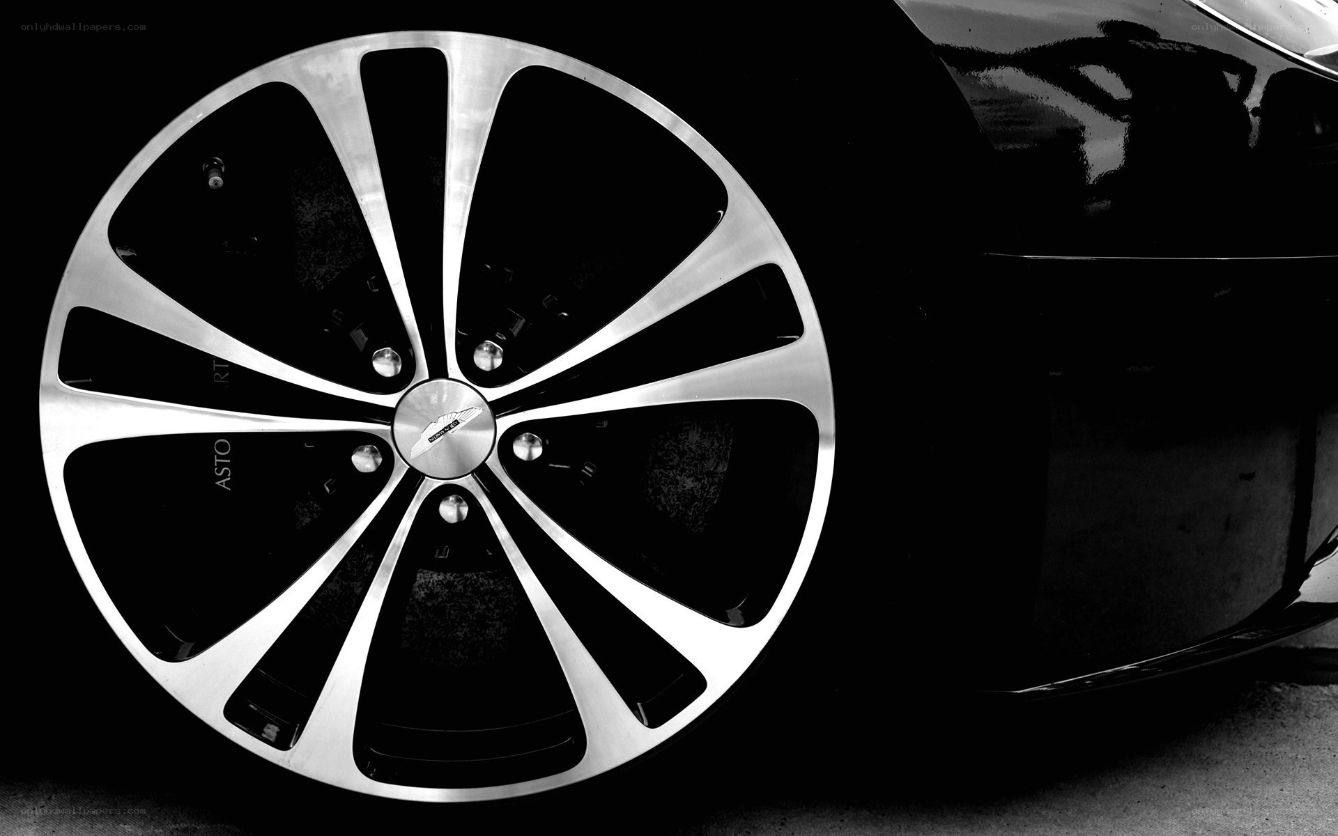 Aston Martin wheel close-up