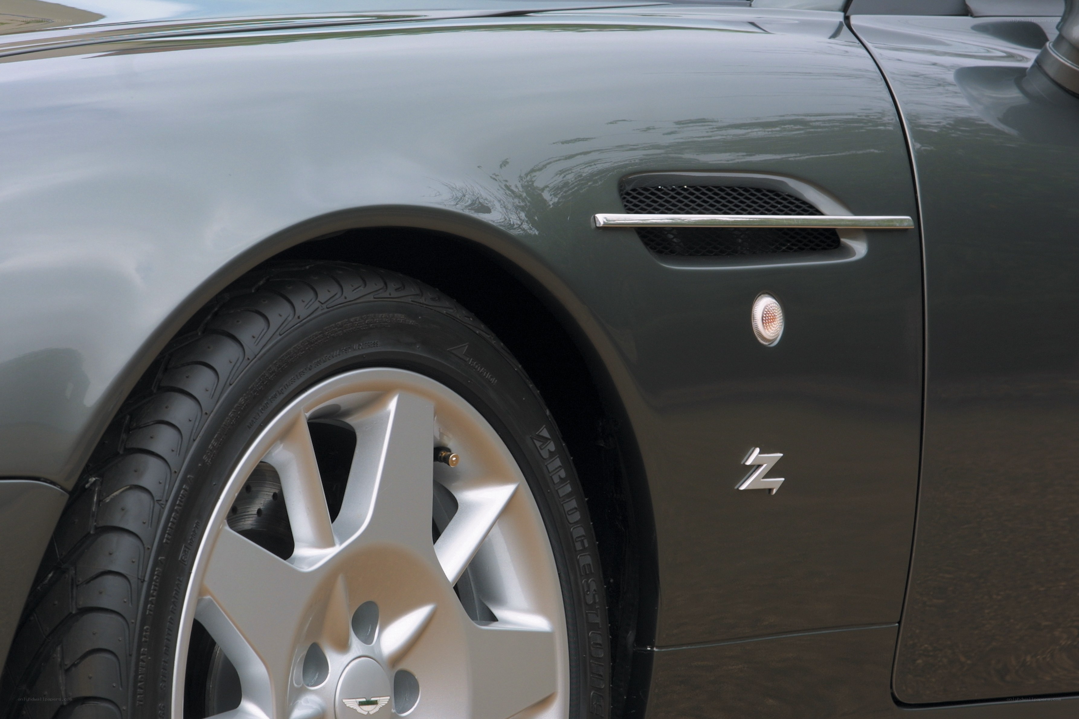 Aston Martin Zagato side view