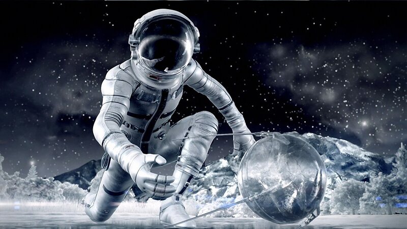 Astronaut on Alien Planet — White, Dramatic, Night, Digital Art