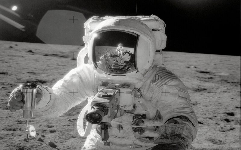 Astronaut on the Moon