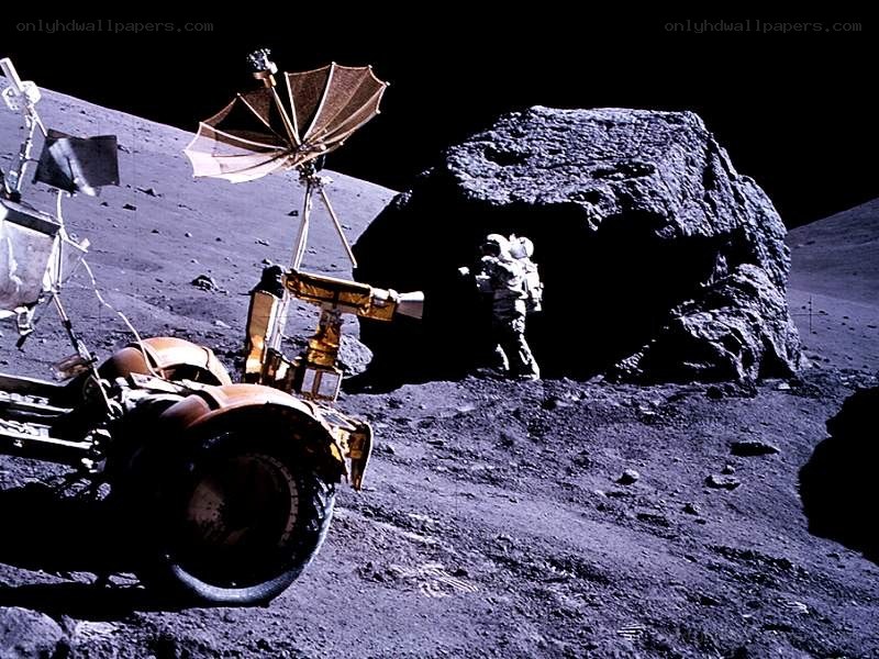 Astronaut on the Moon