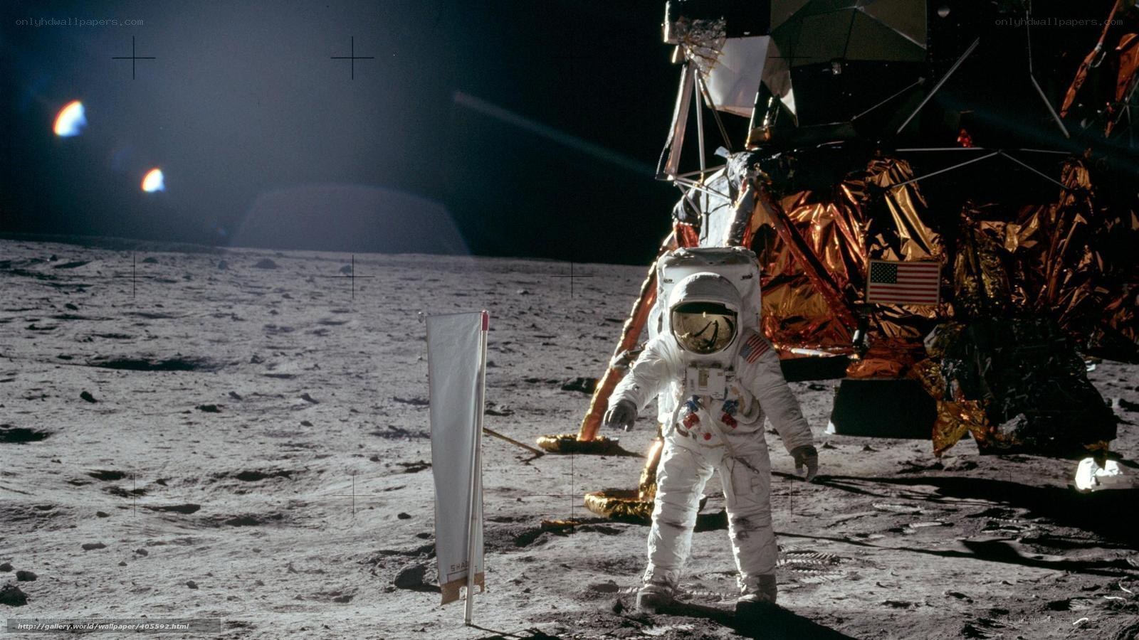 Astronaut on the Moon