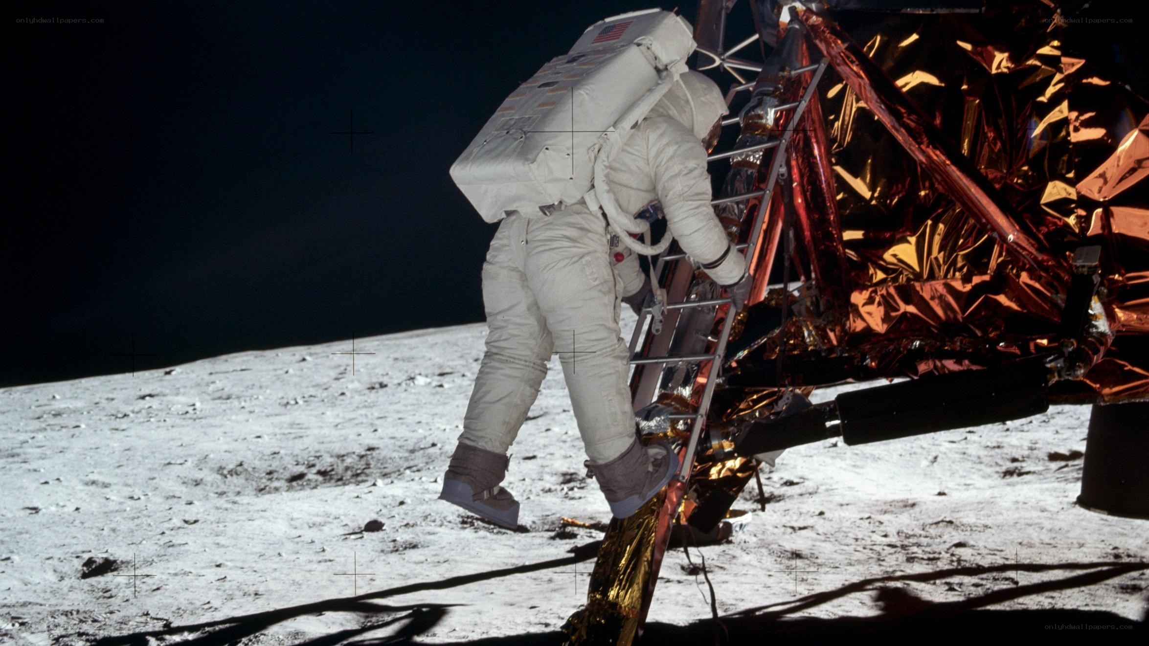 Astronaut on the Moon