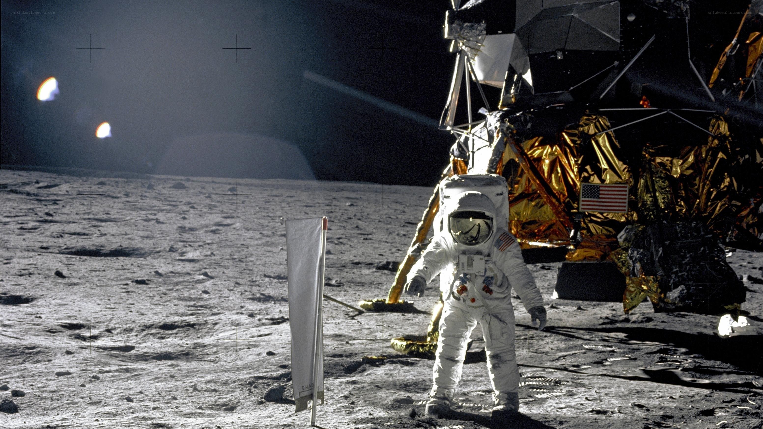 Astronaut on the Moon