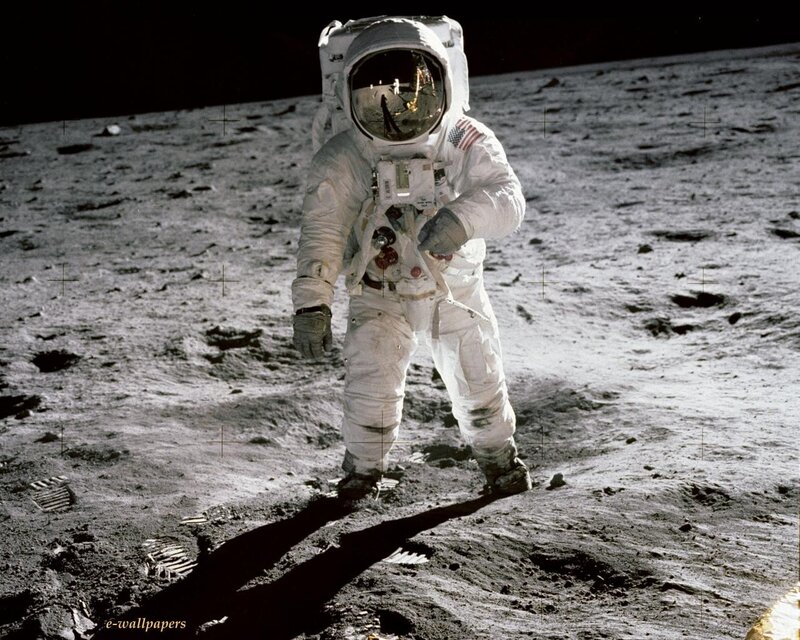 Astronaut on the Moon
