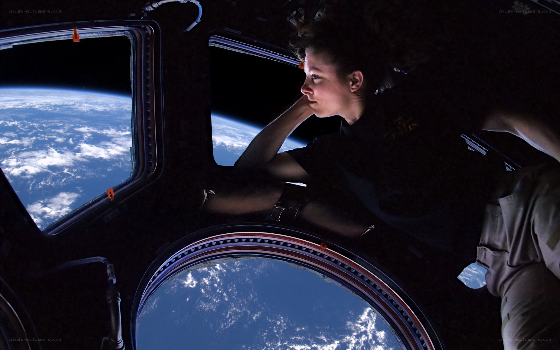 Astronaut views Earth from space