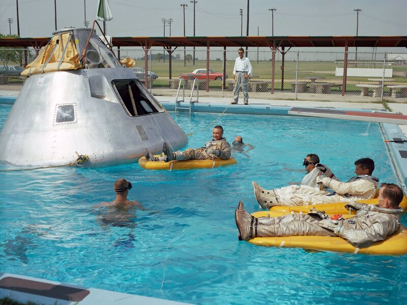 Astronauts in Pool — Blue