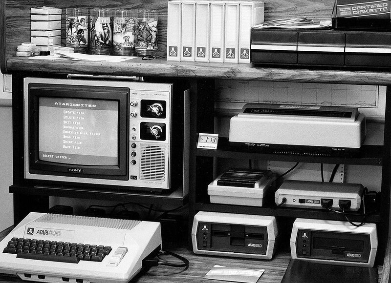 Atari 800 Computer Setup — Black
