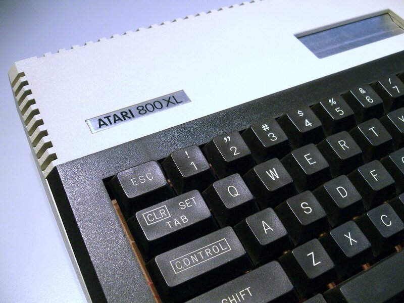 Atari 800 XL Computer — White