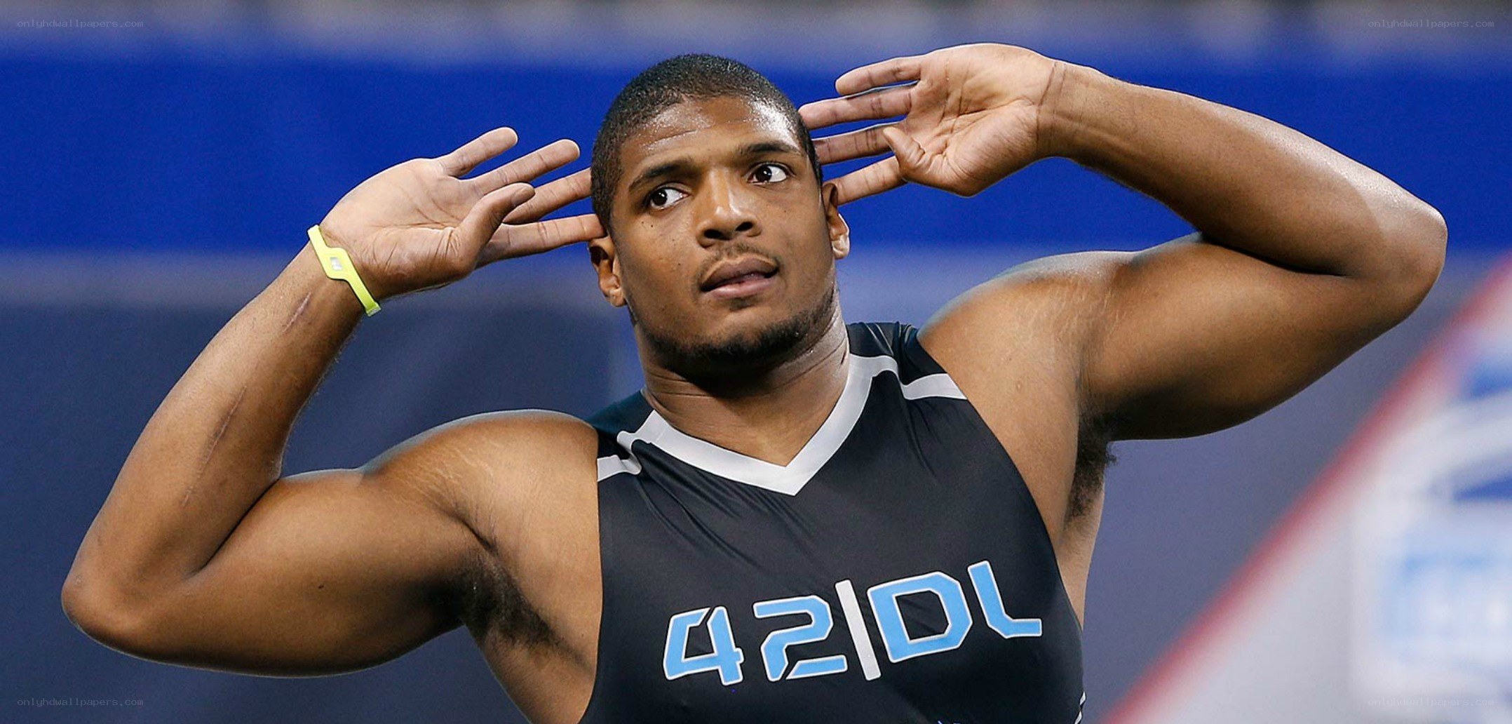 athlete in 42DL jersey