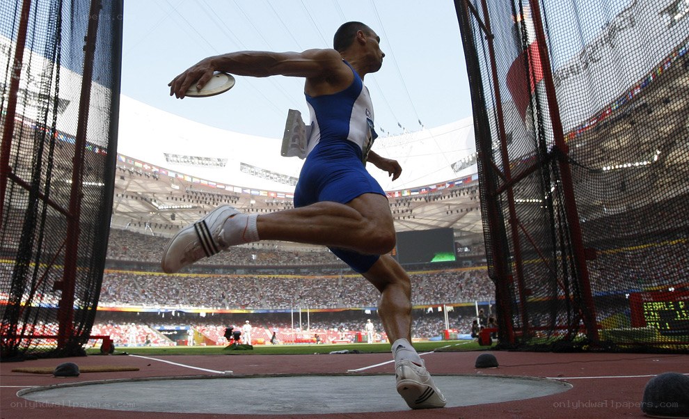 athlete throwing discus