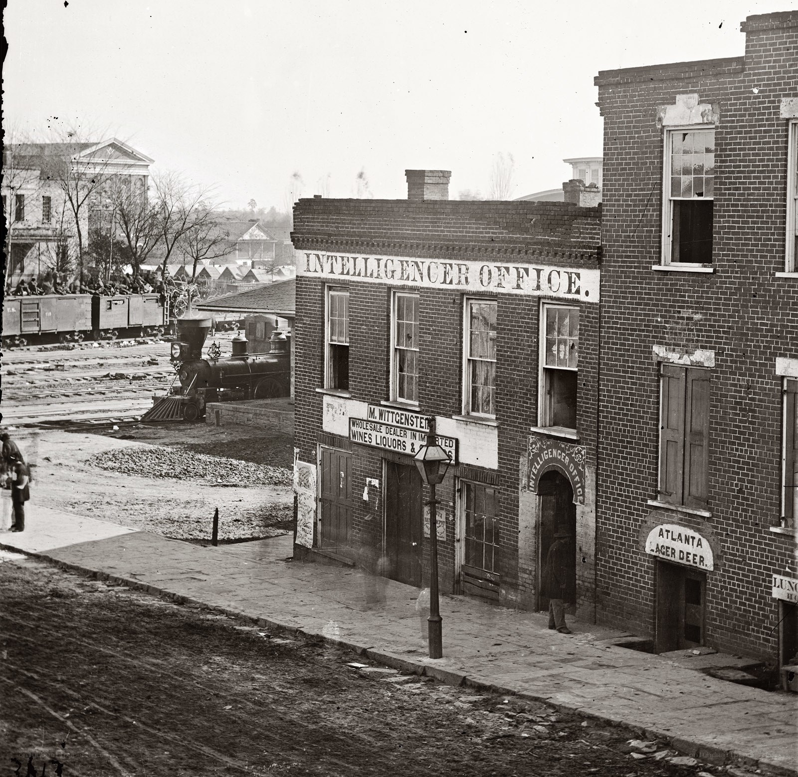 Atlanta train station in 1864