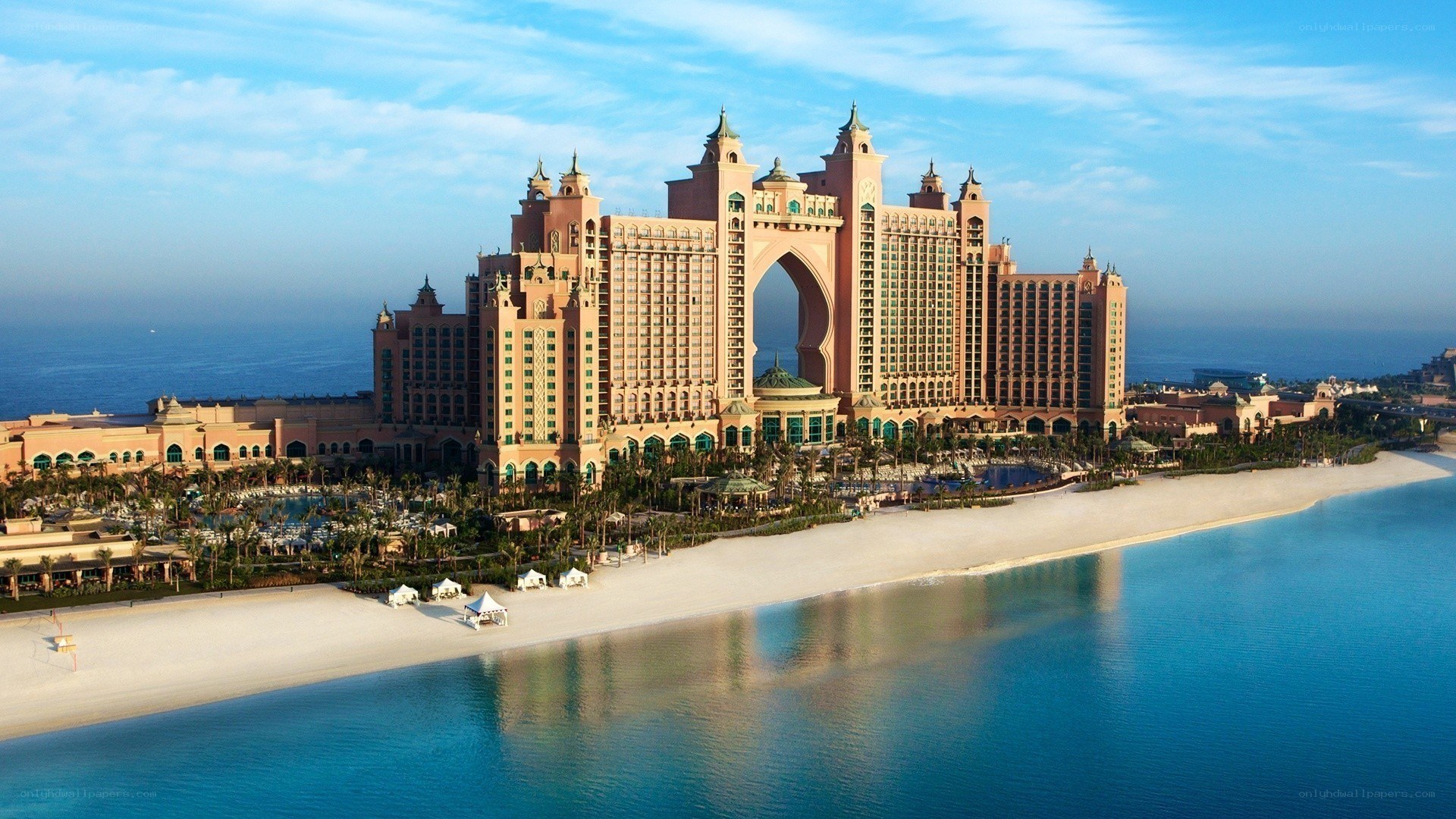 Atlantis hotel on a beach
