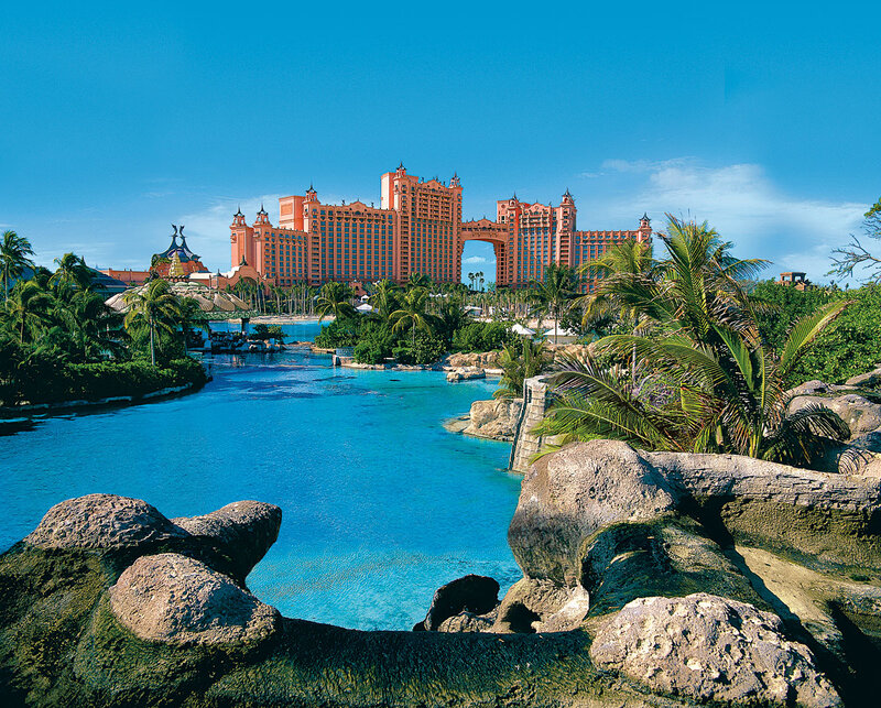 Atlantis Resort Hotel — Blue, Serene