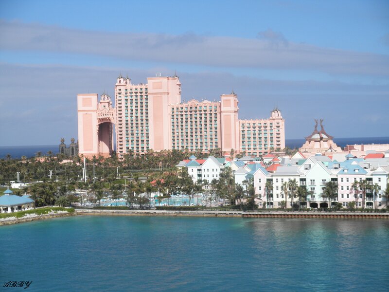 Atlantis Resort Hotel — Blue