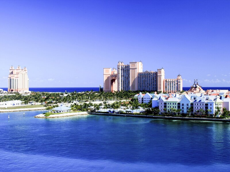 Atlantis Resort in Bahamas — Blue