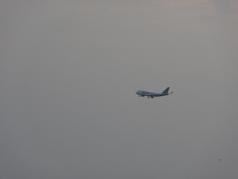 Atlas Air Airplane — Gray