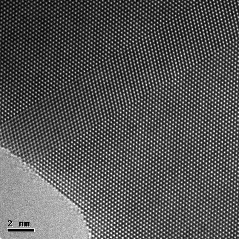 Atomic lattice structure