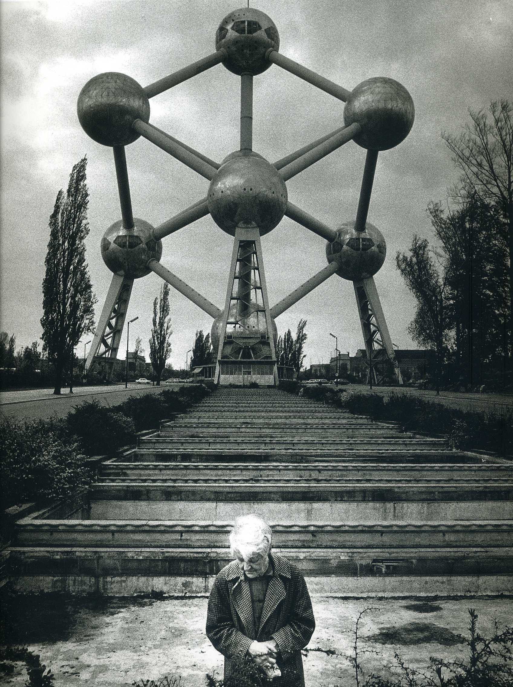Atomium with Elderly Person