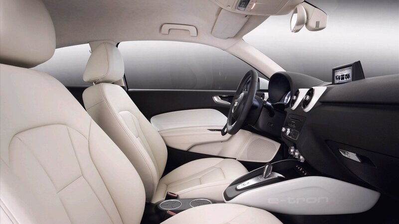 Audi e-tron interior