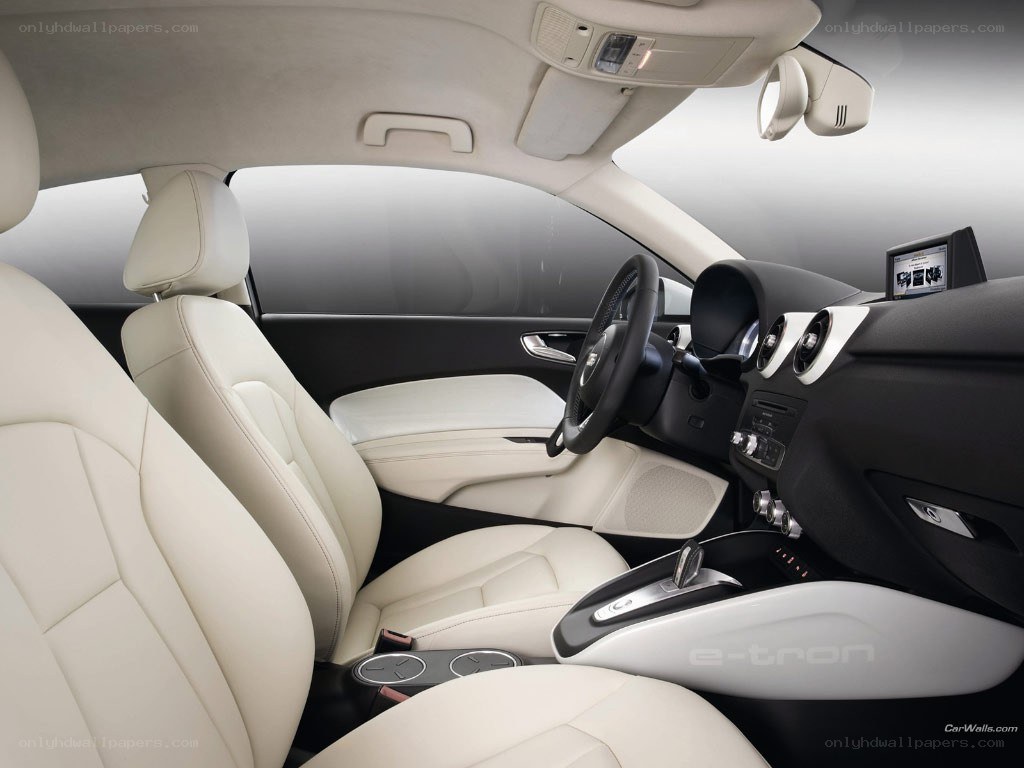 Audi e-tron interior