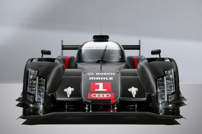 Audi e-tron quattro race car