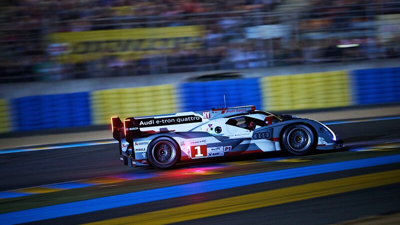 Audi e-tron quattro racing at night