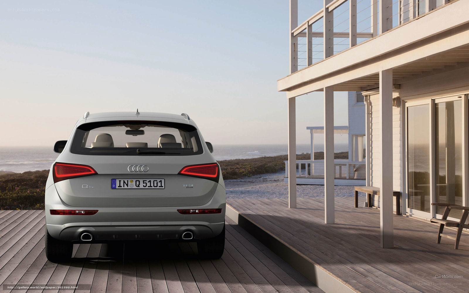 Audi Q5 by the seaside