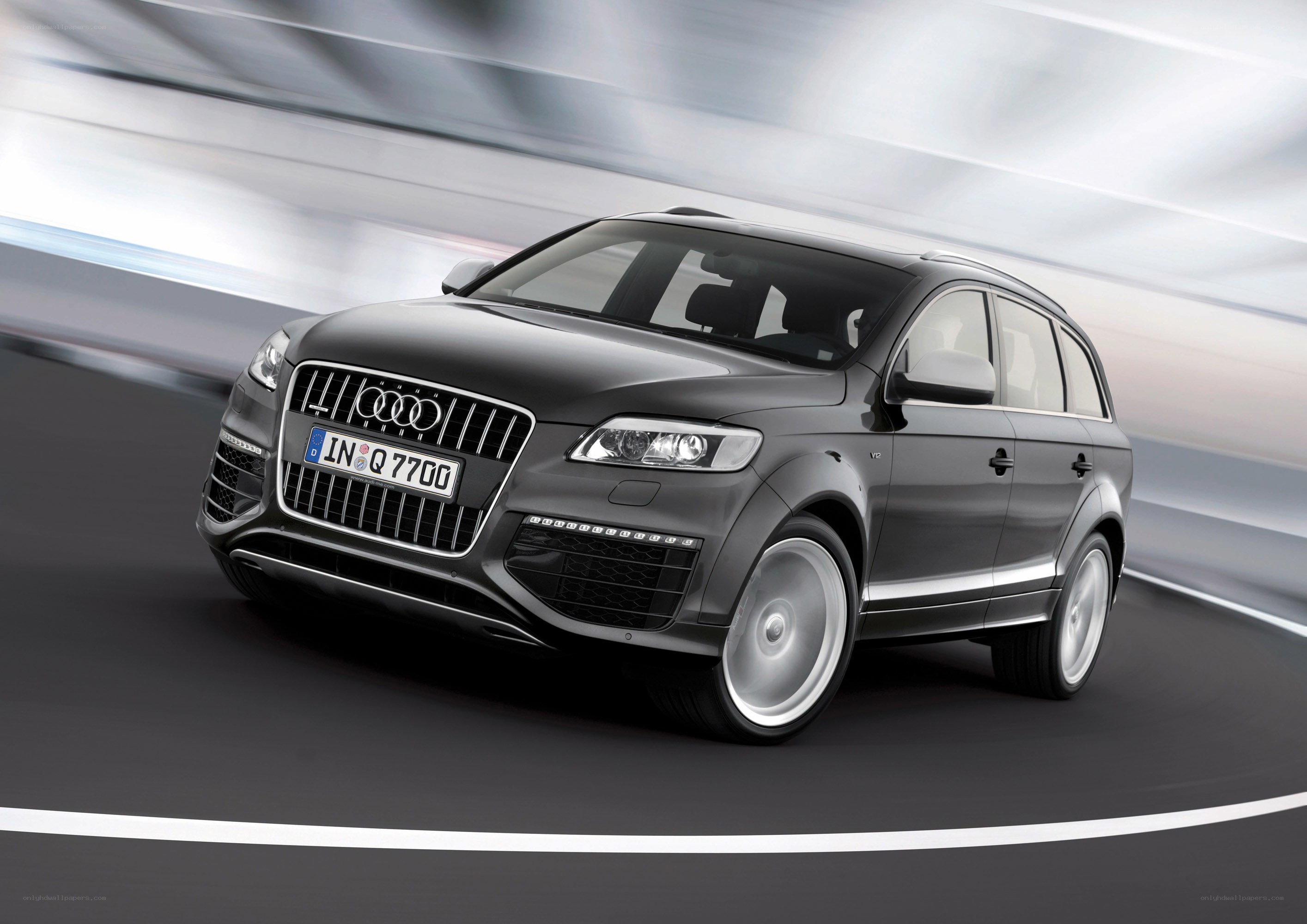 Audi Q7 in motion