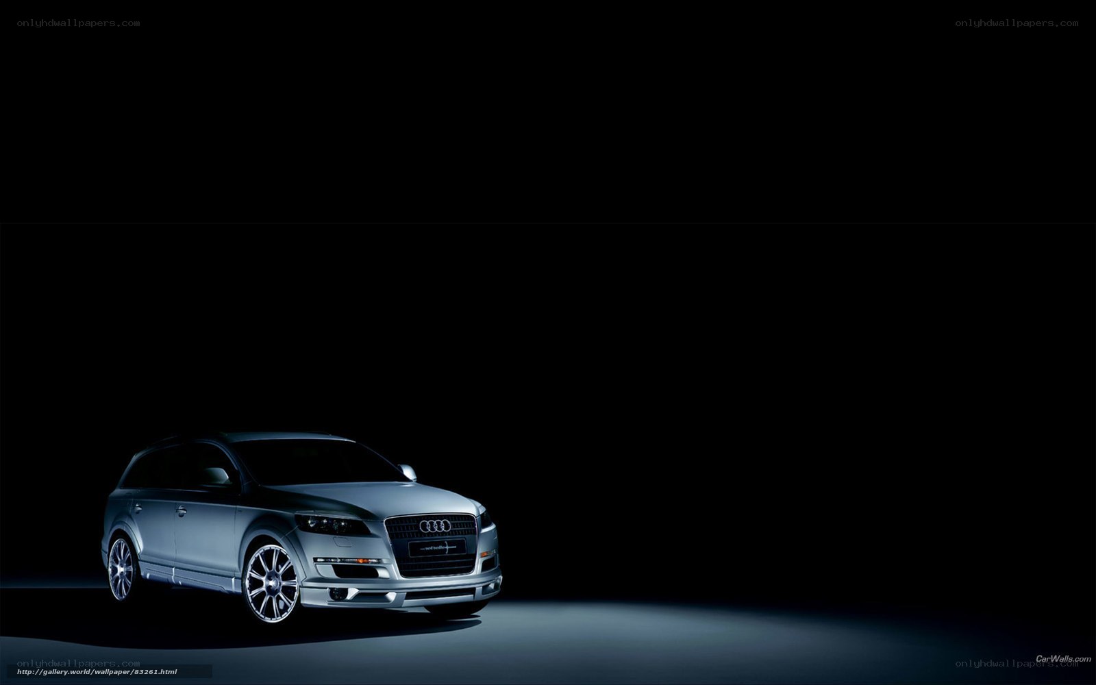 Audi Q7 in studio lighting