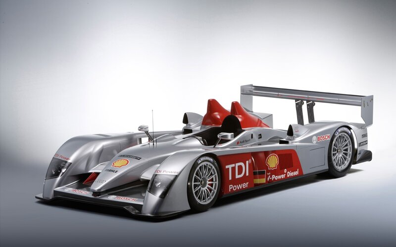 Audi R10 TDI race car