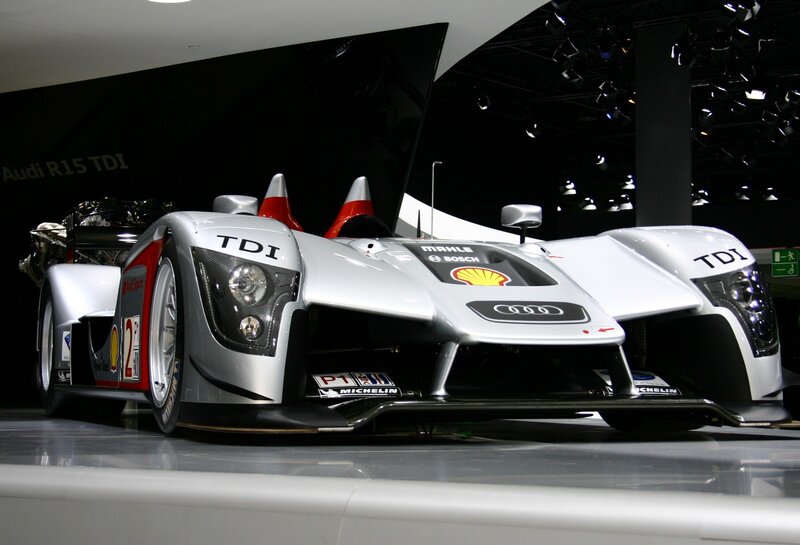 Audi R15 TDI race car