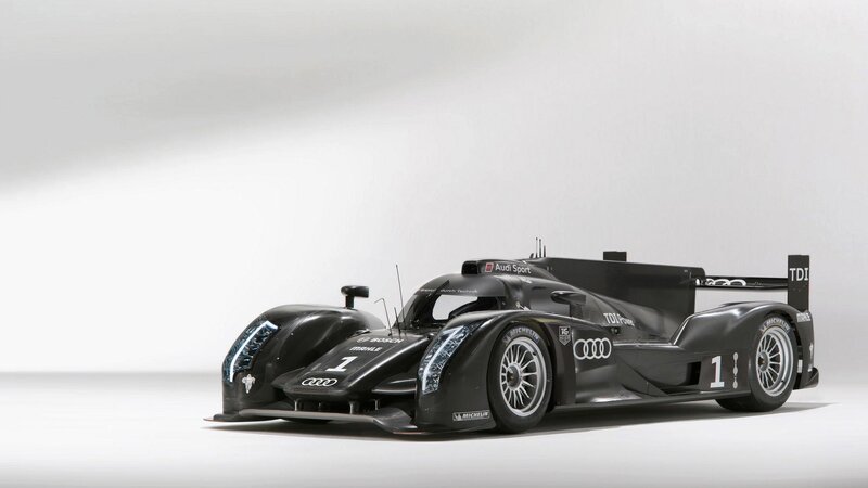Audi R18 TDI race car