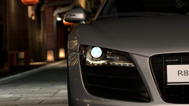 Audi R8 front view