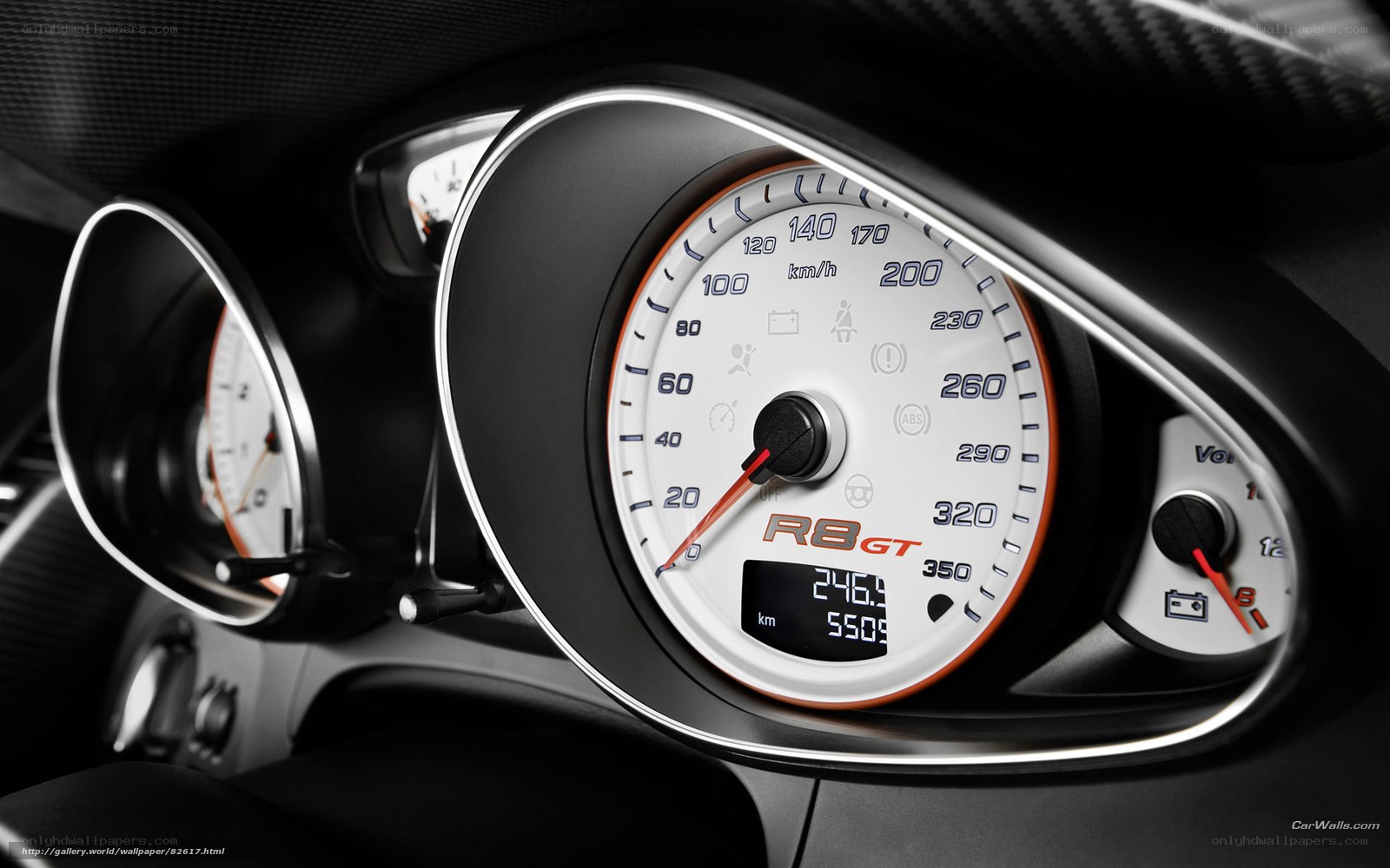 Audi R8 GT dashboard