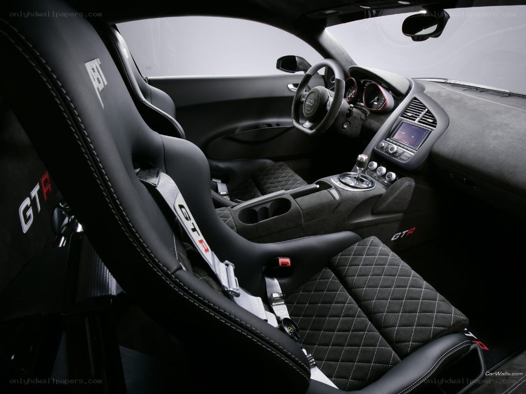 Audi R8 GTR interior